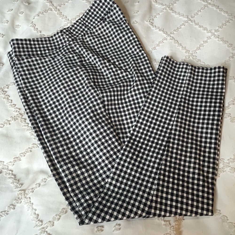 Jennifer Grace Black and White Checkered above the ankle-size 1X